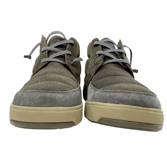 Shoes - Picture 3 of 7